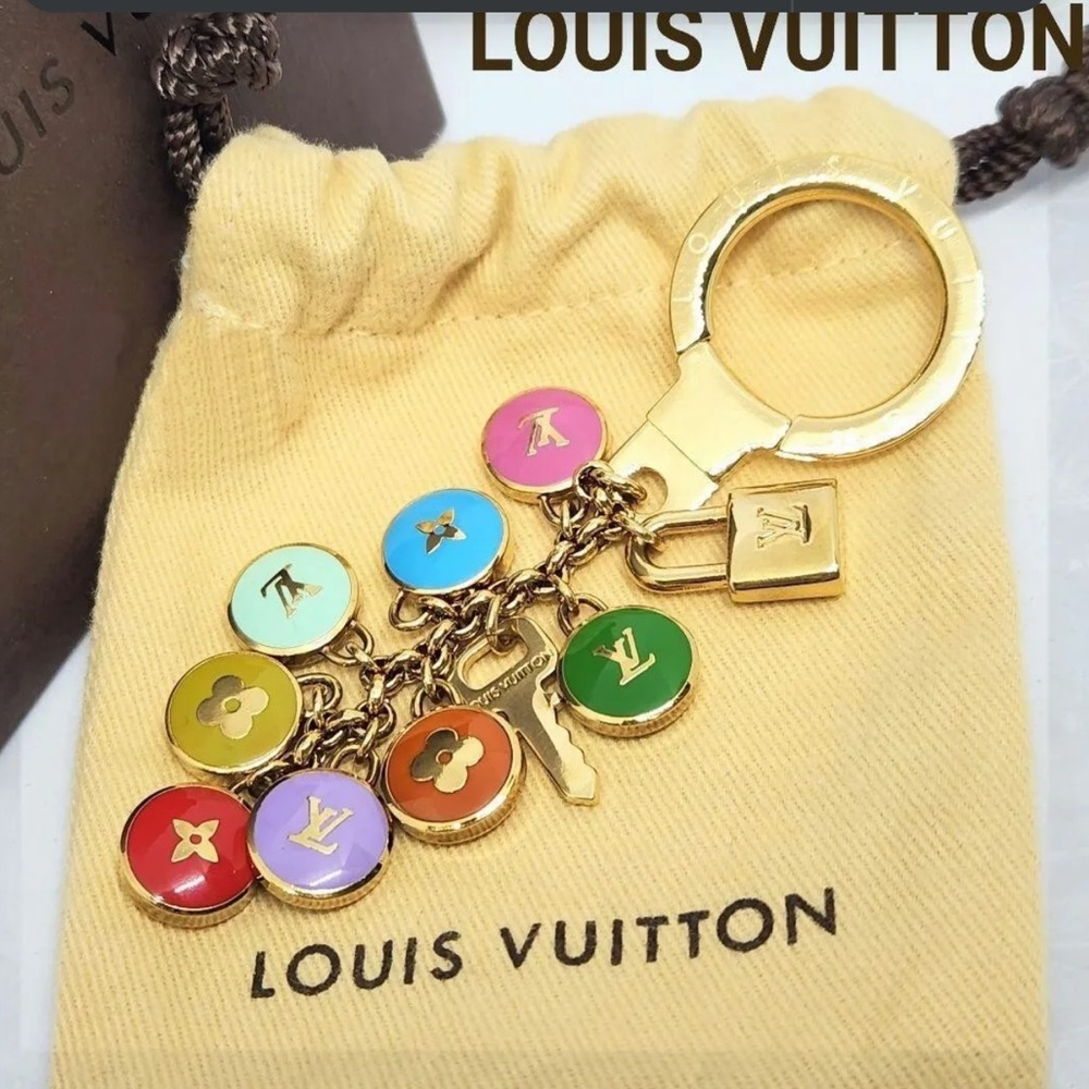 Louis Vuitton Charms Can attach to anything - Picture 1 of 9